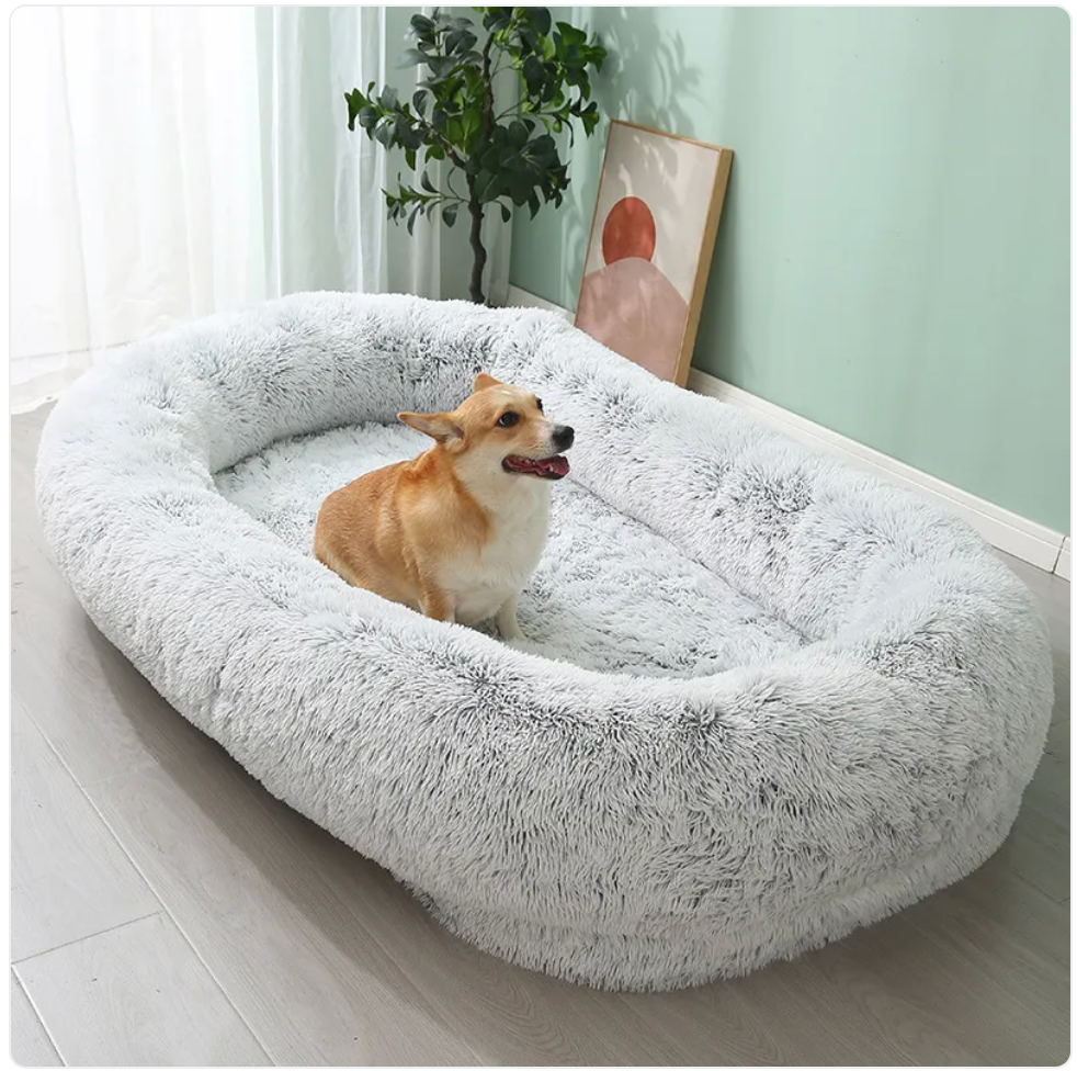 Large removable pet bed